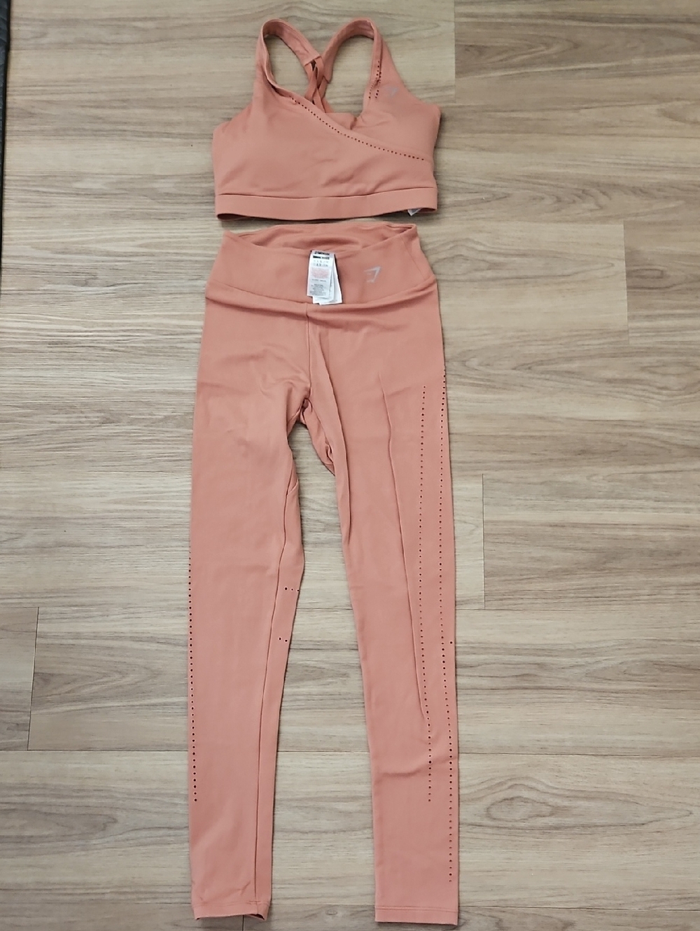 Gymshark Coral Seamless Sports Bra & Leggings Set